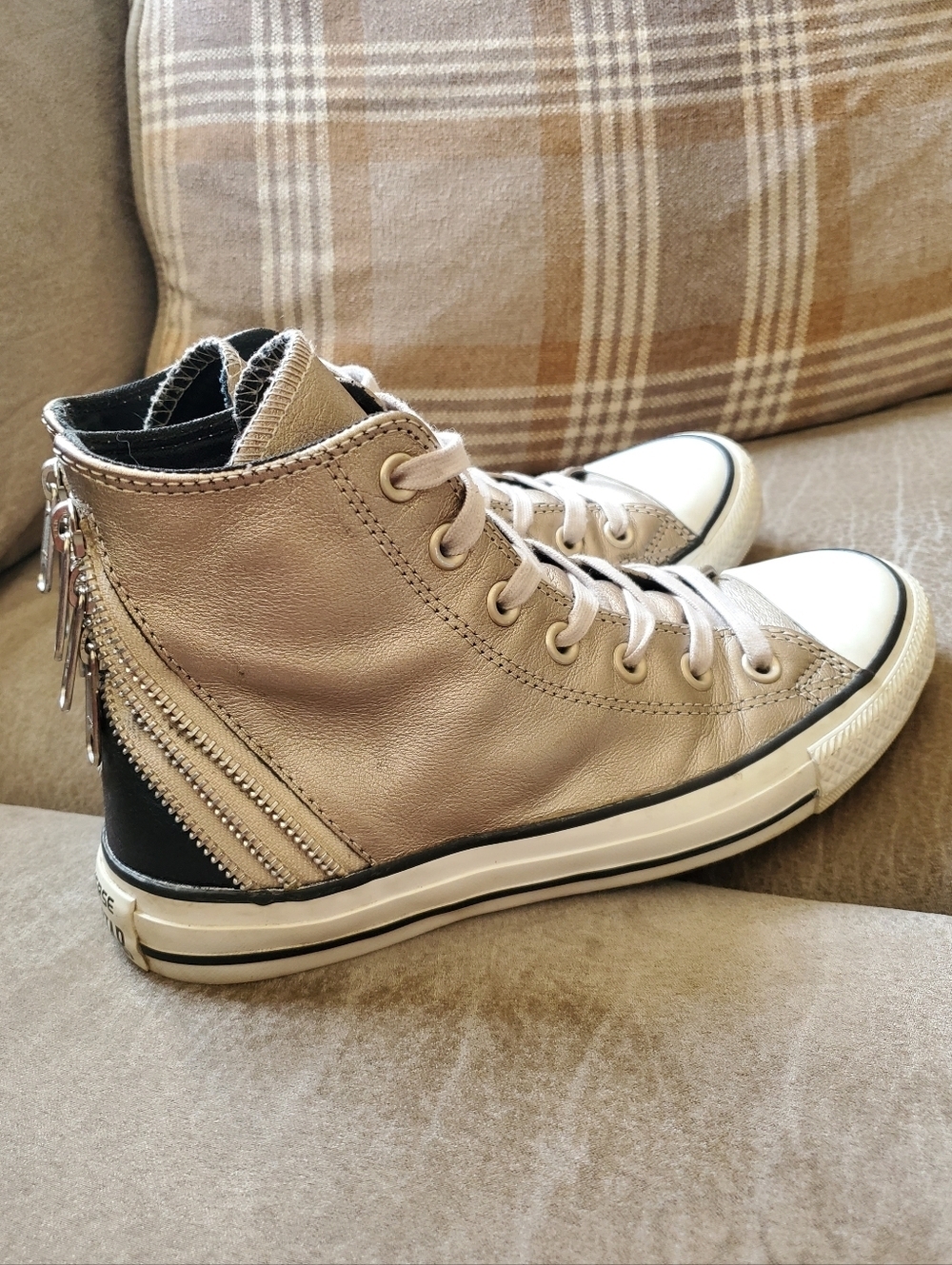Converse Chuck Taylor All Star Tri-Zip high-top Leather sneakers Womens 7 - Picture 2 of 9